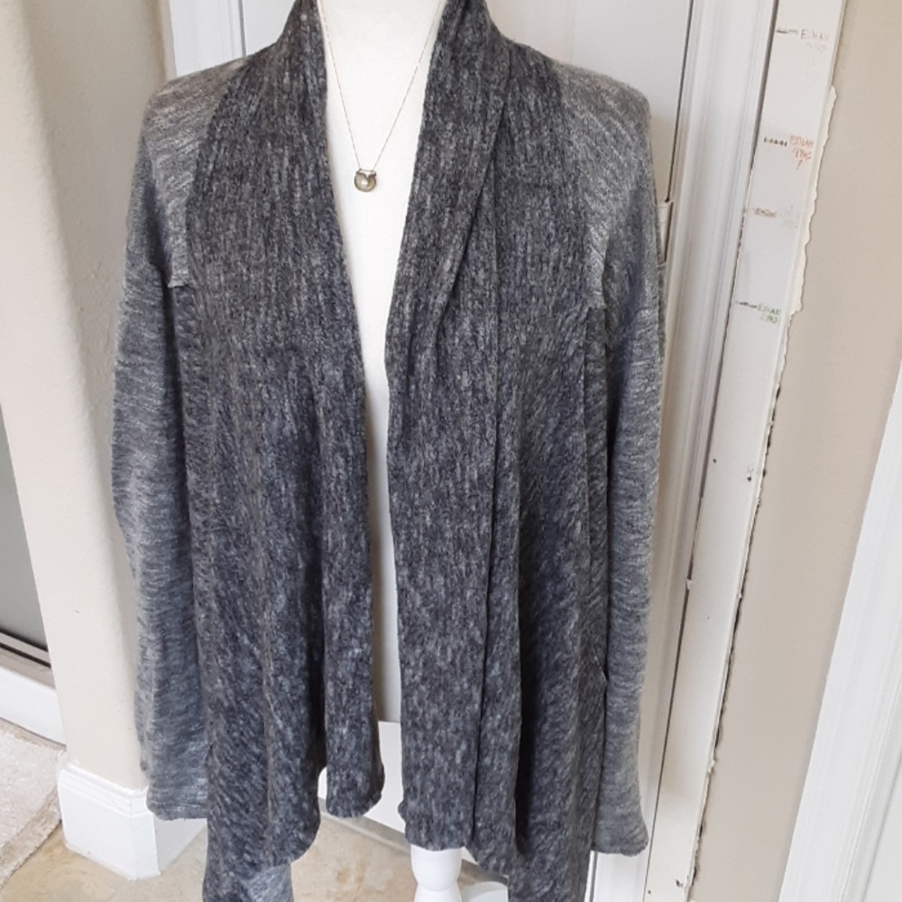 🎀 LN super soft inside out open sweater